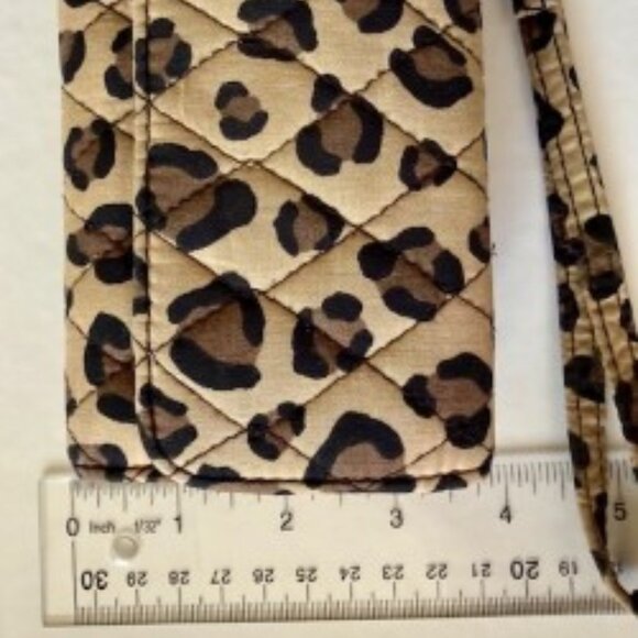 Vera Bradley Wristlet - Picture 6 of 6